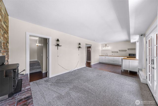 14055 Madrona Drive, Anacortes, WA 98221