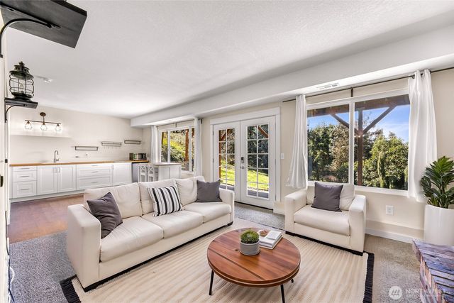 14055 Madrona Drive, Anacortes, WA 98221