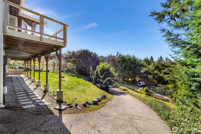 14055 Madrona Drive, Anacortes, WA 98221