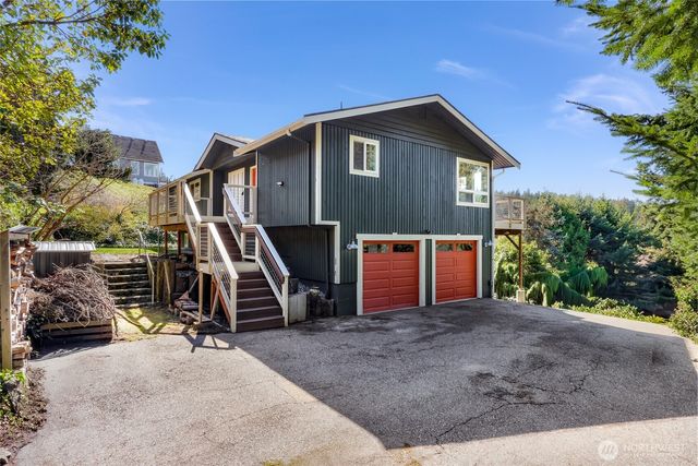 14055 Madrona Drive, Anacortes, WA 98221