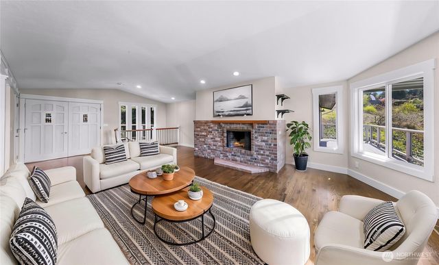 14055 Madrona Drive, Anacortes, WA 98221