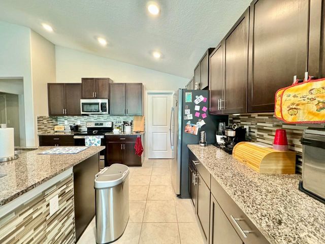 1881 SAND DAISY PLACE, Ruskin, FL 33570