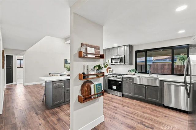 6805 Saddleback, Bakersfield, CA 93309