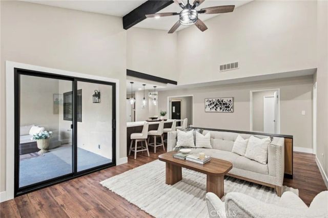 6805 Saddleback, Bakersfield, CA 93309