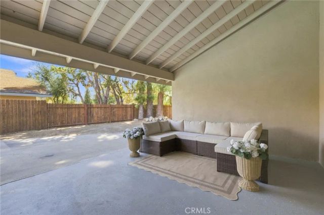 6805 Saddleback, Bakersfield, CA 93309