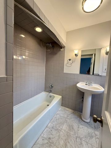 550 Tremont Street 4, Boston, MA 02116