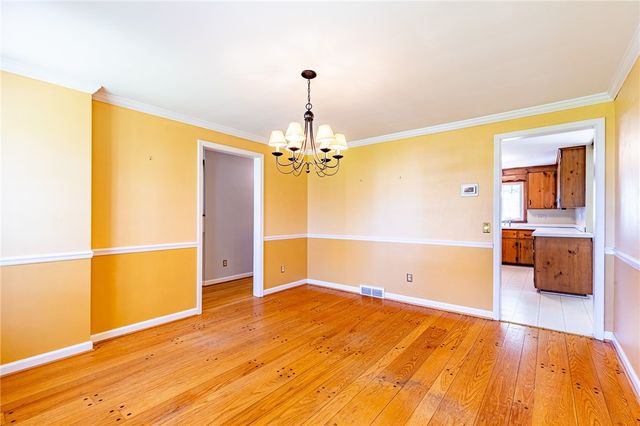 146 London Road, Webster, NY 14580