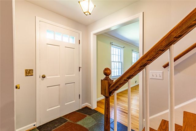 146 London Road, Webster, NY 14580
