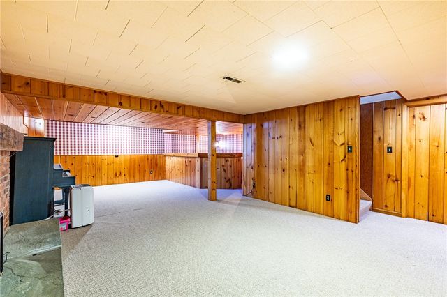 146 London Road, Webster, NY 14580