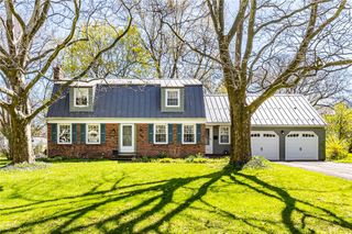 146 London Road, Webster, NY 14580