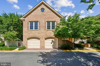 5823 LINDEN SQUARE CT #52, Rockville, MD 20852