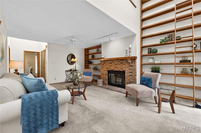 11523 Sandy View Drive, St Louis, MO 63146