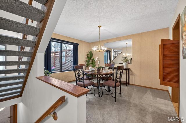 11523 Sandy View Drive, St Louis, MO 63146