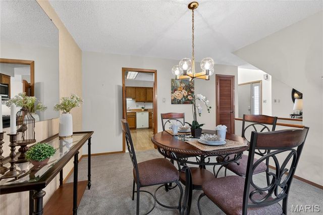 11523 Sandy View Drive, St Louis, MO 63146