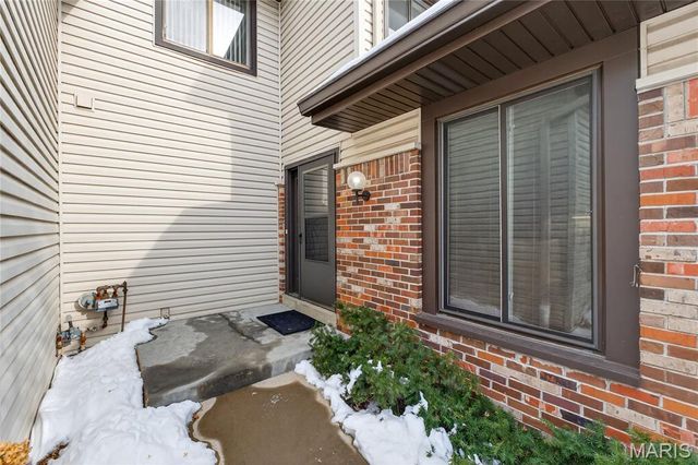 11523 Sandy View Drive, St Louis, MO 63146