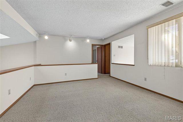 11523 Sandy View Drive, St Louis, MO 63146