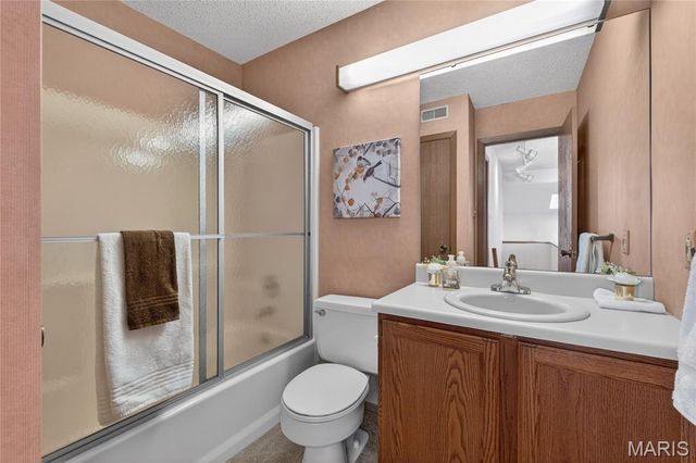 11523 Sandy View Drive, St Louis, MO 63146