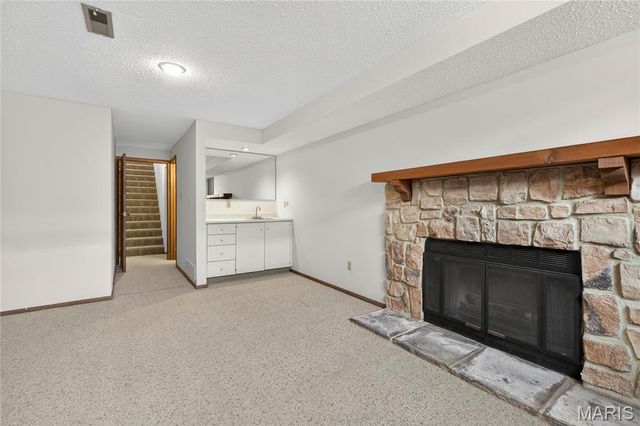 11523 Sandy View Drive, St Louis, MO 63146