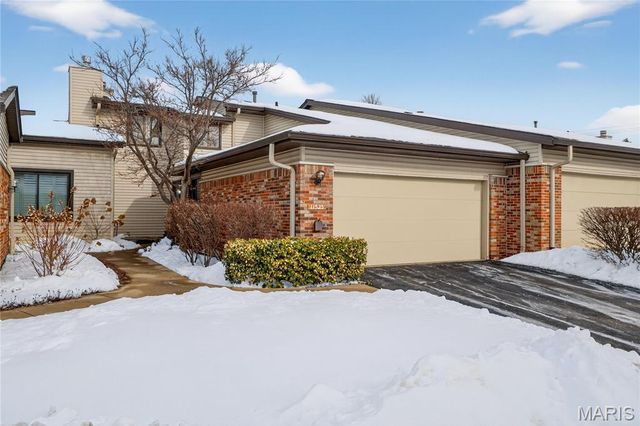 11523 Sandy View Drive, St Louis, MO 63146