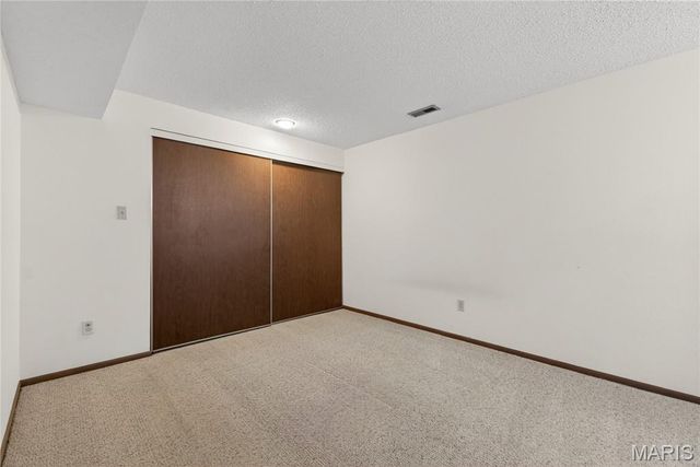 11523 Sandy View Drive, St Louis, MO 63146