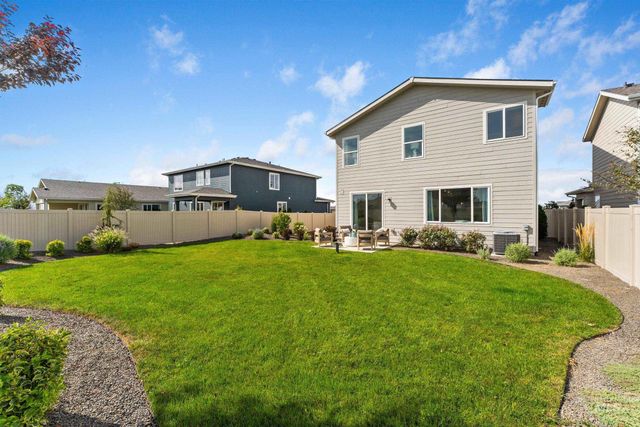 7937 E Beaufort St, Nampa, ID 83687