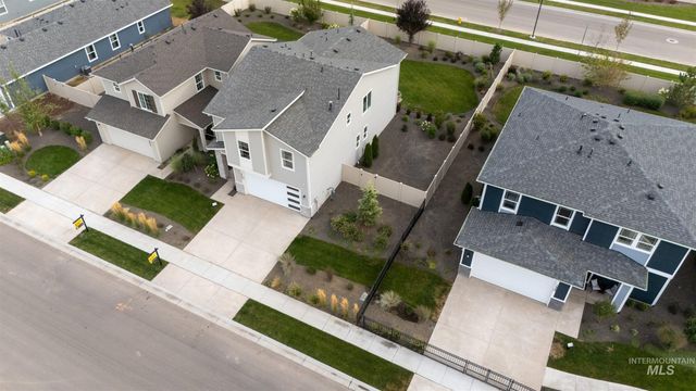 7937 E Beaufort St, Nampa, ID 83687