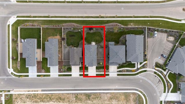 7937 E Beaufort St, Nampa, ID 83687
