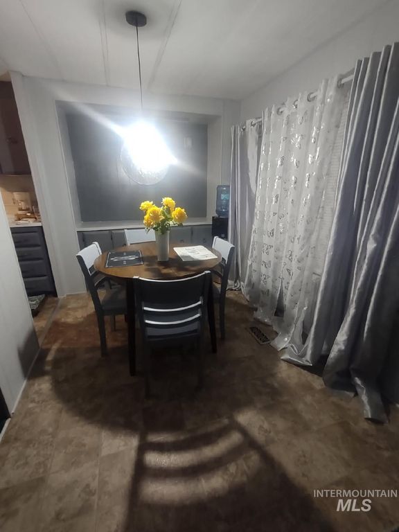 8463 Blue Heaven Ln, Boise, ID 83716 photo 3