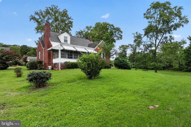 10904 LIVINGSTON RD, Fort Washington, MD 20744