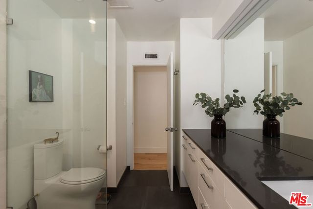 5719 Rhodes Avenue, Valley Village, CA 91607