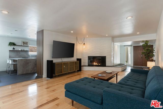 5719 Rhodes Avenue, Valley Village, CA 91607