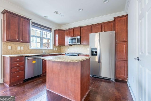 2450 Natoma Court SE 11, Smyrna, GA 30080