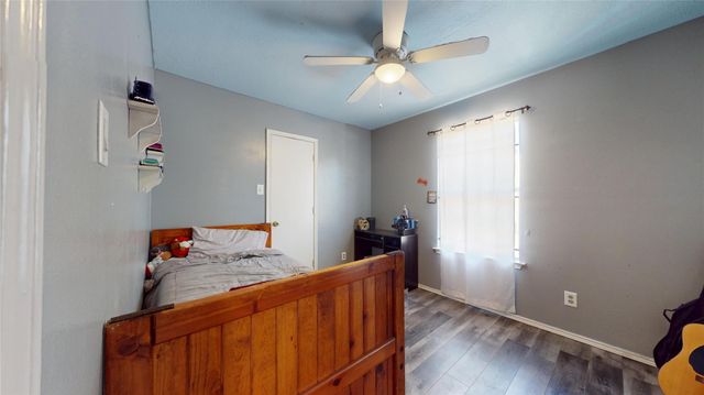 7106 Bayou Crest Drive, Houston, TX 77088