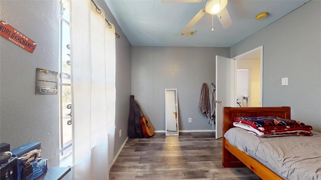 7106 Bayou Crest Drive, Houston, TX 77088