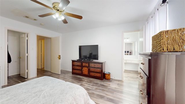 7106 Bayou Crest Drive, Houston, TX 77088