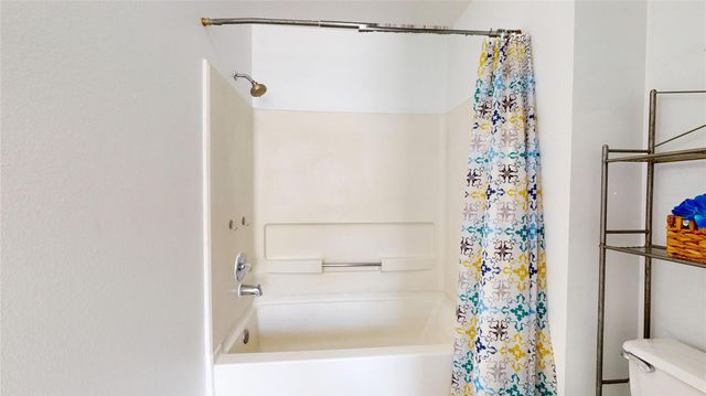 7106 Bayou Crest Drive, Houston, TX 77088