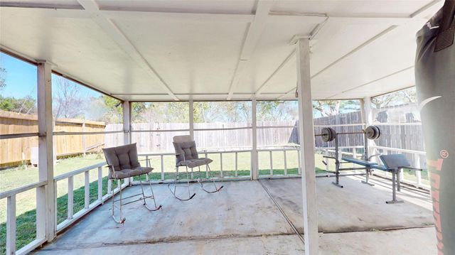 7106 Bayou Crest Drive, Houston, TX 77088