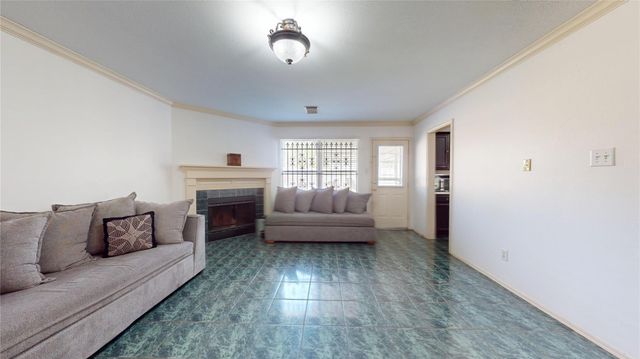 7106 Bayou Crest Drive, Houston, TX 77088