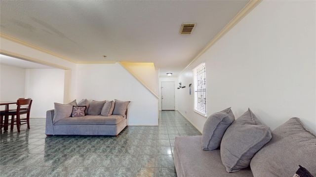 7106 Bayou Crest Drive, Houston, TX 77088