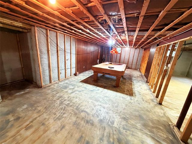 2414 N Hoover Road, Buckner, MO 64016
