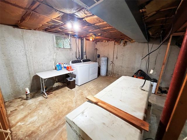 2414 N Hoover Road, Buckner, MO 64016