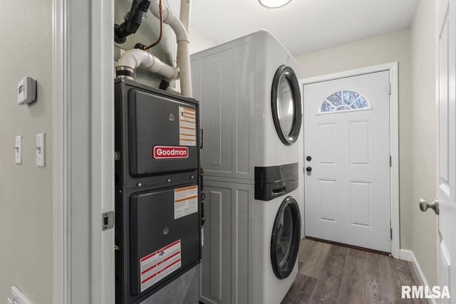 3005 N MOLLECK Drive, Peoria, IL 61604