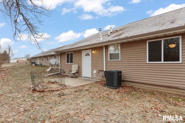 3005 N MOLLECK Drive, Peoria, IL 61604