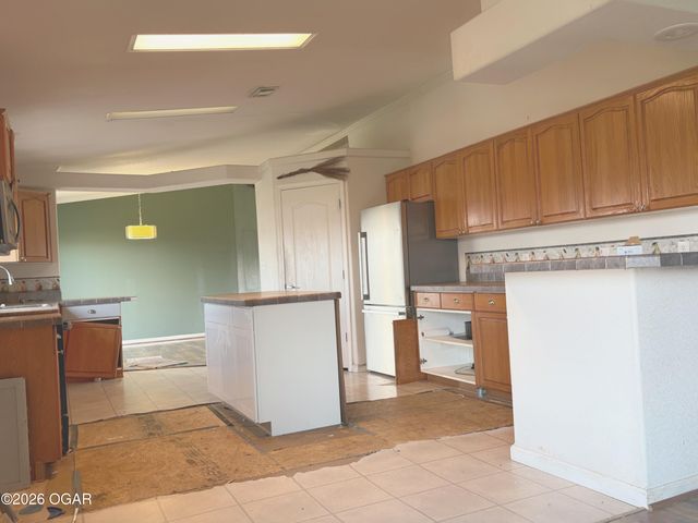 61956 E 265 Lane, Grove, OK 74344