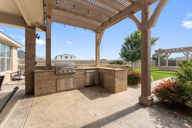 9500 Wimberly Falls Drive, Amarillo, TX 79119