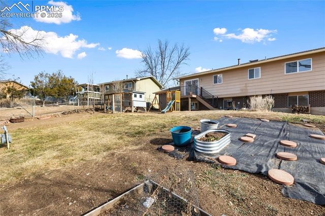 528 Rowe Lane, Colorado Springs, CO 80911