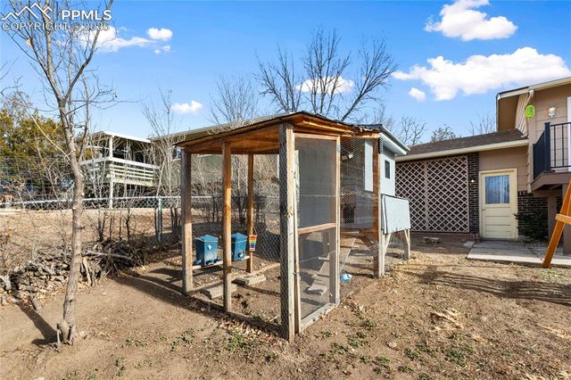 528 Rowe Lane, Colorado Springs, CO 80911