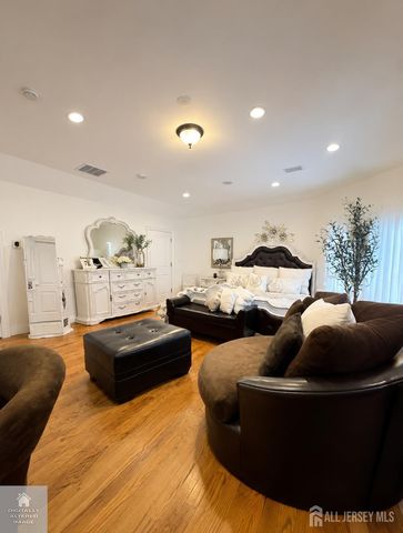 402 Thomas Street, Perth Amboy, NJ 08861