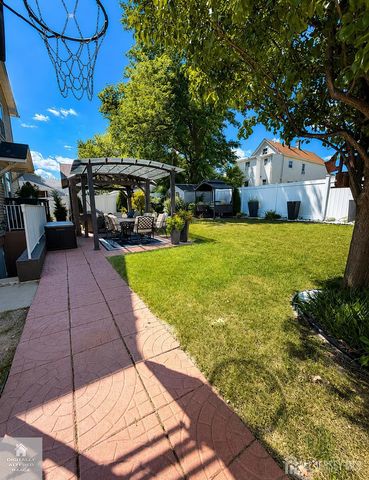 402 Thomas Street, Perth Amboy, NJ 08861