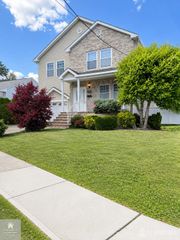 402 Thomas Street, Perth Amboy, NJ 08861